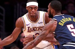 独挑大梁！前马刺雄鹿替补内线面对希腊队也算是拼尽全力了？